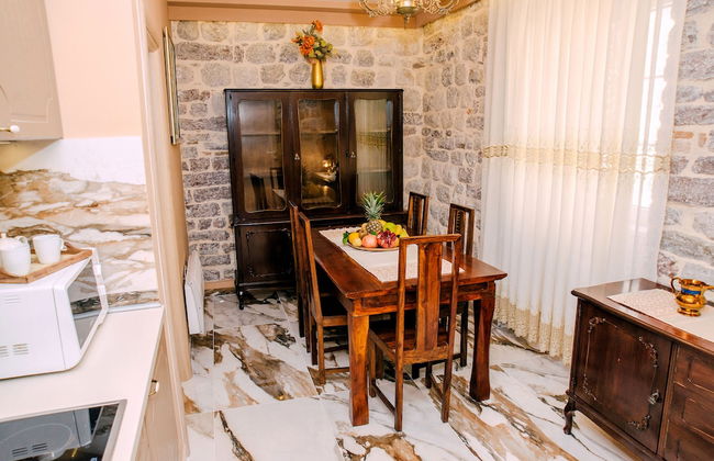 D & Sons Apartments - Photo 59