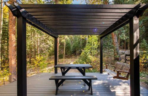 Tranquil Dumont Home with Creek and Mtn Views! - Foto 34