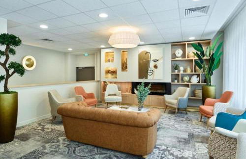 Zenao Appart'hôtels Suresnes - Foto 12