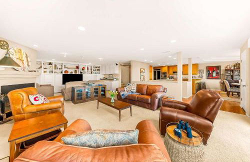 Spacious Beautiful Home with Stunning Bay Views - Foto 31