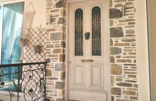 Mamidaki Beach House - Photo 30