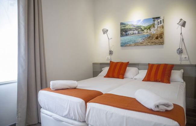 Mercedes Heritage Barcelona Apartments - Photo 4