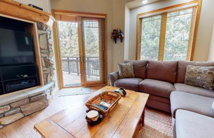 Mammoth Green #214 condo - Photo 1