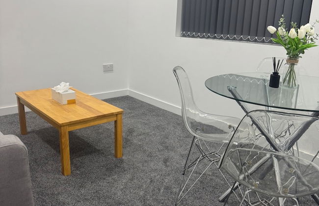 1 Bed Flat - Sleeps 2 - Parking - Wifi - Foto 8