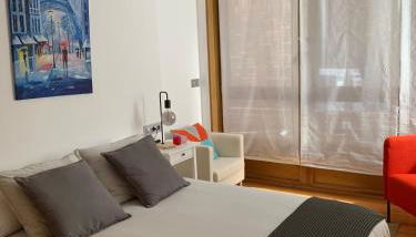 TARASKA BARRIA. Céntrico y coqueto en zona tranquila - Foto 4