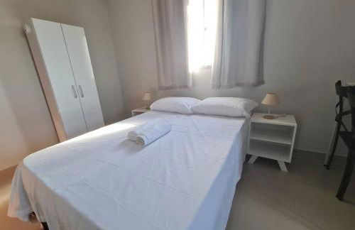 Kitnet 301 centro linda vista por sol com tv smart e ar - Foto 15