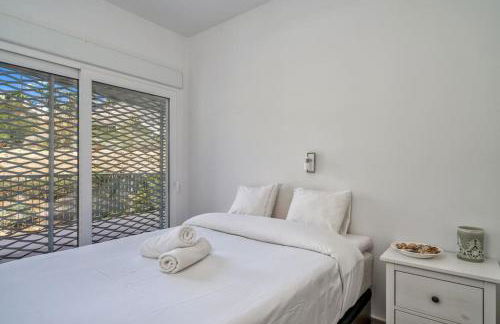 Sunny terrace with Jacuzzi by Costarentals- Ref 26 - Foto 5