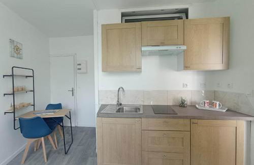 LE KENAV - STUDIO A 300 M DU PORT - Photo 1