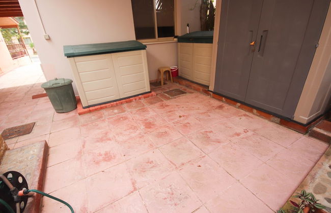 2 Bedroom House near Tombs of the Kings - Photo 33