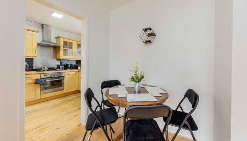 Charming Cosy Home - Your Retreat Awaits - Foto 5