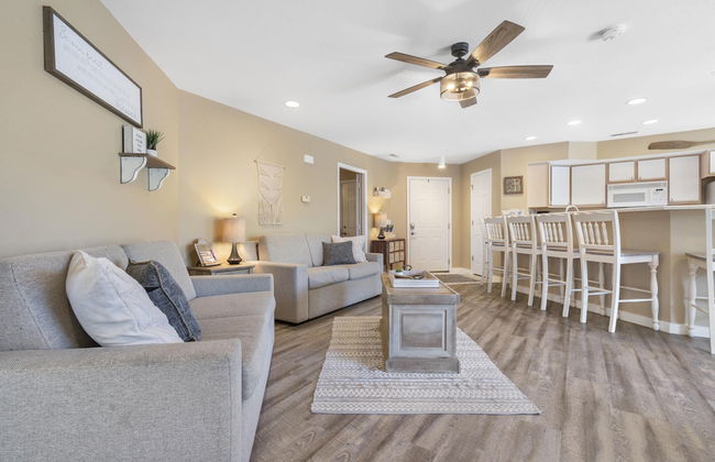 Serene Escape at Table Rock Lake - Photo 20