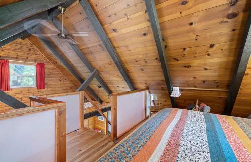 Nature's Nook - Fire Pit & Near Fishing & Golf - Photo 12