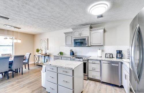 Panama City Beach House with Patio, Walk to Ocean - Foto 3