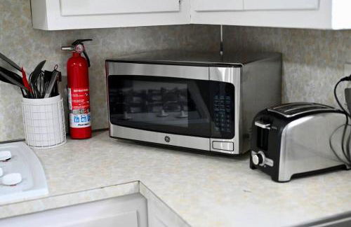 Bright & cozy 2nd Floor Apartment Close to NYC - Foto 16