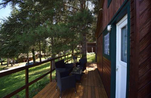 Petit chalet au Lac de Goulens avec piscine commune - 2 adultes et 1 enfant - Foto 9