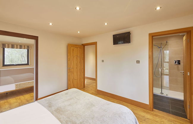 Host Stay Shunner Howe Lodge - Photo 12