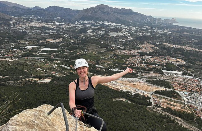 Experiencia de Escalada de Medio Día en Vía Ferrata del Ponoig - Foto 6