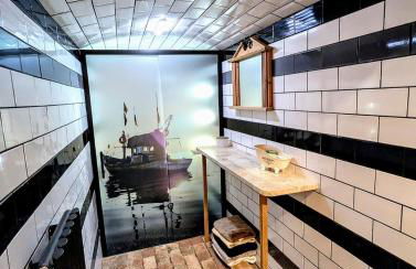 Ramsgate Seafront Apartment with Jacuzzi Bath & Pool Table - Foto 23