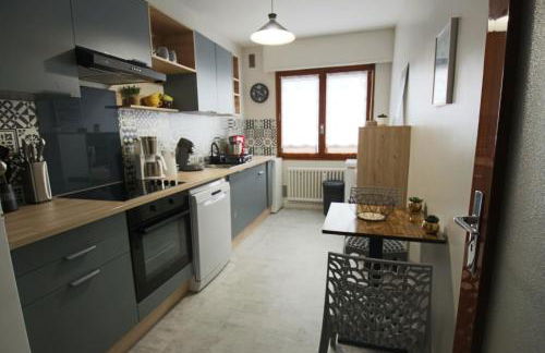 Appartement T2 55 m2 une chambre et garage - Foto 14