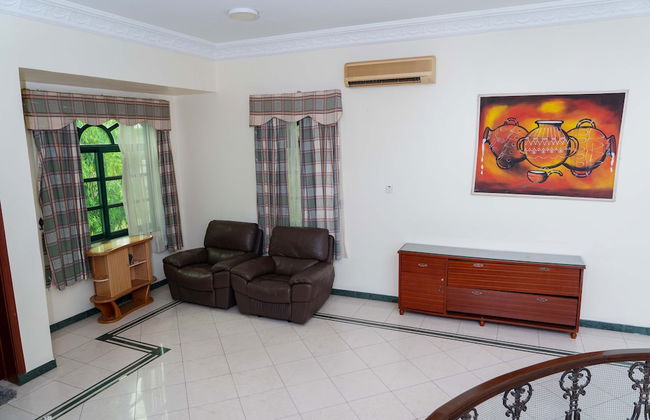 Mini-Mansion Villa Adjacent To The Beach - Foto 13