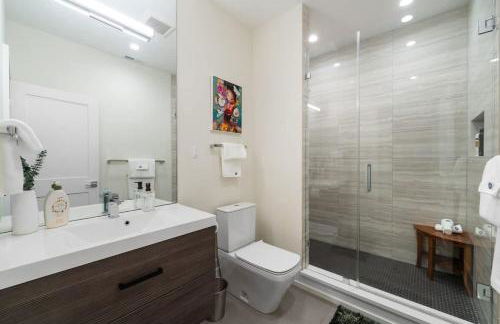 Stunning 5BR Home in Heart of Chicago with 2 Rooftops - Foto 56