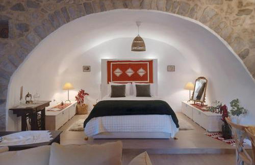 Theta Guesthouse - Photo 38