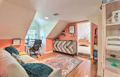 Cape Cod Cottage with Deck, Grill, and Games! - Foto 30