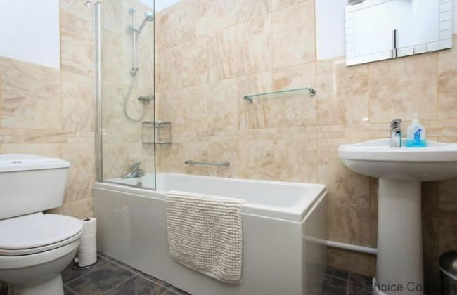 Appledore Yardarm 4 Bedrooms - Photo 17