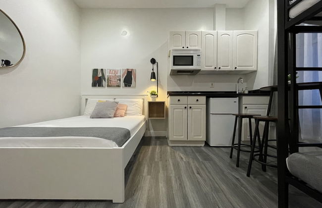 Hotel and the City-Midtown - Photo 75