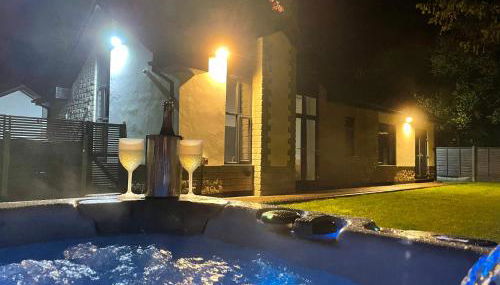 Family and Dog Friendly Luxury 3 Bed Property - With hot tub - Foto 4, Garden