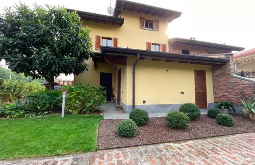 Entire accommodation with private garden near Milan and Lake Como - Free parking - Family friendly - Foto 1