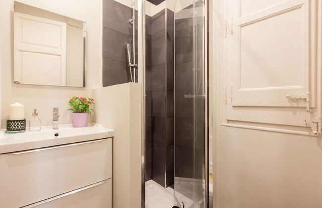 Centric Apartment Gaudi - Photo 16