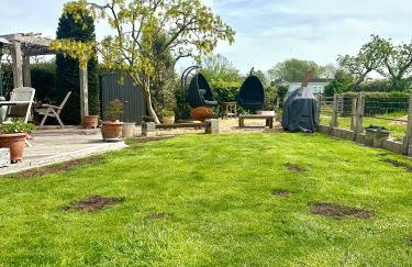 Cosy Studio with a field view - Photo 2