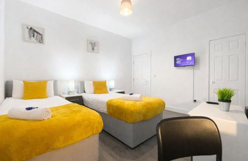 Emerald Living - Hanley, Stoke-on-Trent, sleeps 5, with free parking! - Foto 5