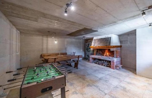 2 Bedroom Gorgeous Home In Frkasic - Photo 41