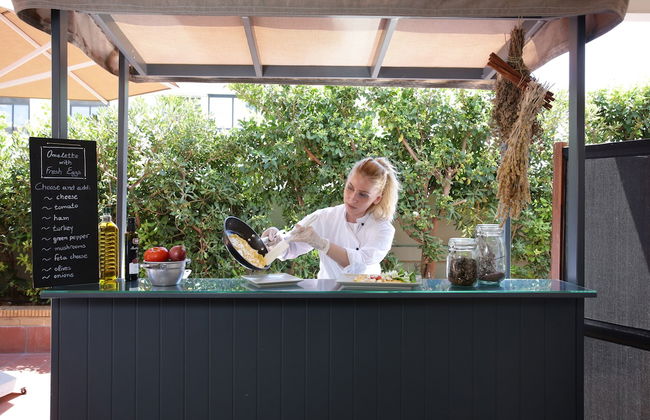 Blazer Suites Hotel - Photo 31