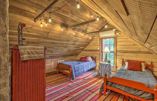 Rustic Cabin in the Woods: 2-acre Fishing Pond - Foto 3