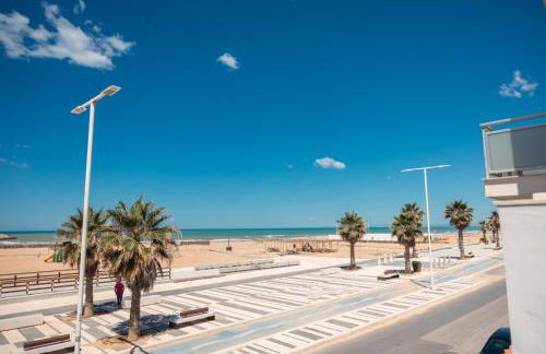 Domira - Casa Vacanze Fronte Mare - Foto 32