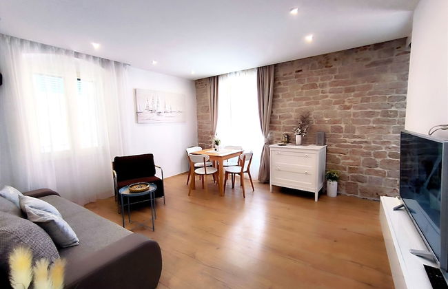 Rialto Luxury Apartment - Photo 7