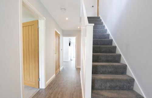 Field View- Amazing 5 bed, Great for contractors and families - Foto 29