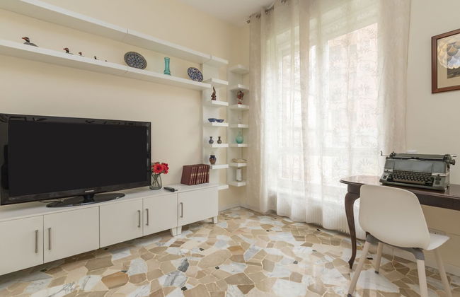 JOIVY Modern 2bed flat with balcony, 250m from M5 Foppa and M2 Sant'Agostino - Photo 24