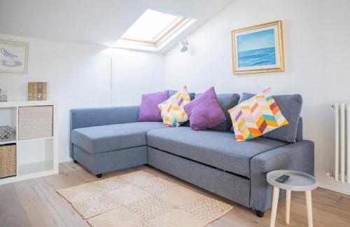 049 - Attico ELEGANTE, 10 minuti a piedi da MARE e SPIAGGIA - POSTO AUTO PRIVATO GRATIS - Foto 11