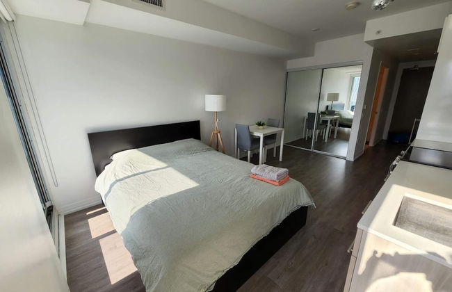 Waterfront Yonge Apartments - Photo 17