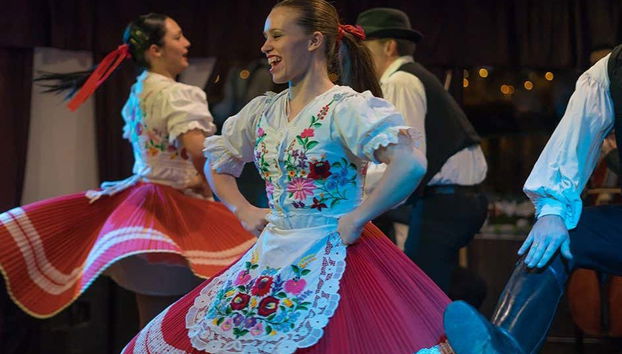 Espetáculo folclórico