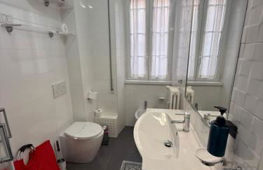 La Casa di Rosa , Elegante Appartamento a Corso Trieste, Metro B - Foto 29