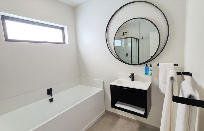 MINT Apartments Greenside - Photo 64