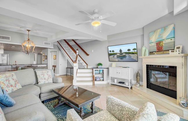 407 A Shipwatch by Avantstay Beach Front Condo w/ Ocean Views - Foto 3