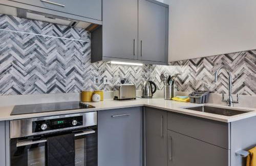 Finest Retreats - 13 Belle House - Apartment 2 - Photo 12