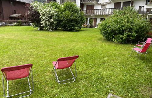 Appartement style chalet avec grande terrasse et parking prive - Foto 24