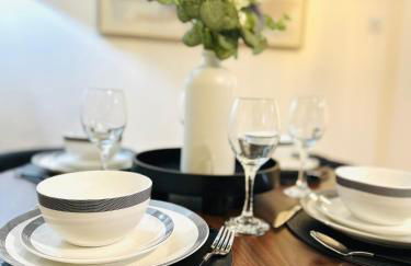 Modern 2 Bedroom Ground Floor Apartment near city centre - Photo 49